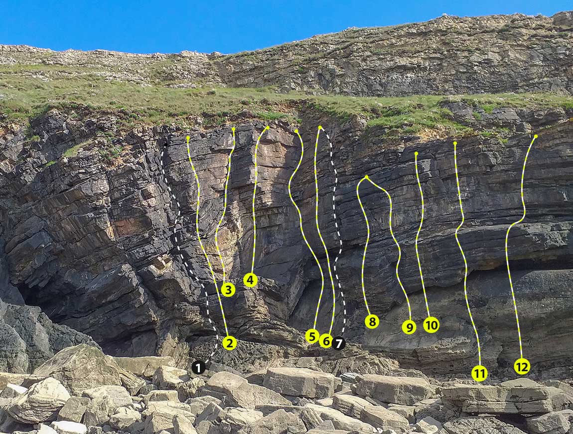 Folded Walls topo